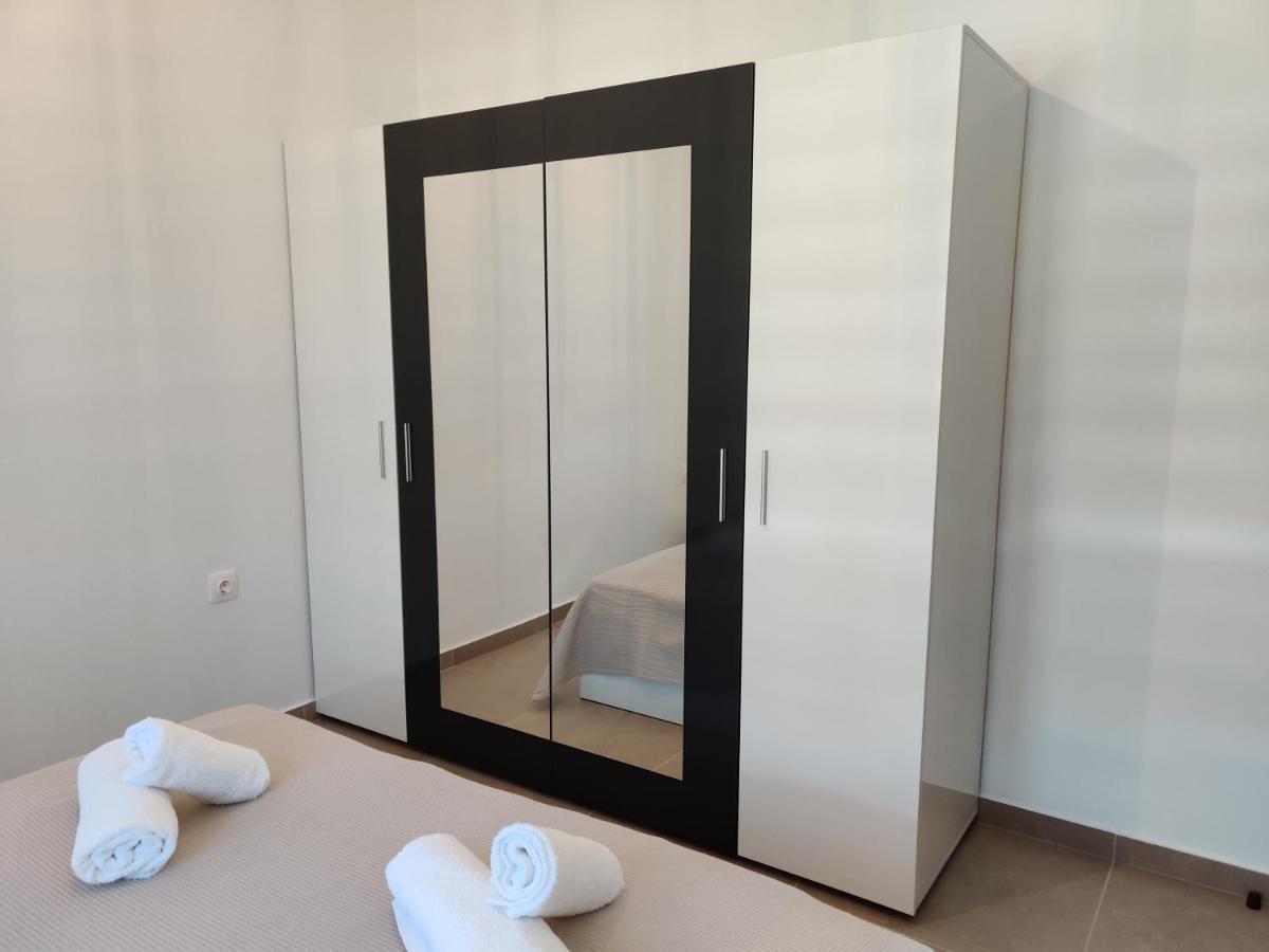 Mare Monte Luxury Apartments 3 Néa Szkióni Kültér fotó